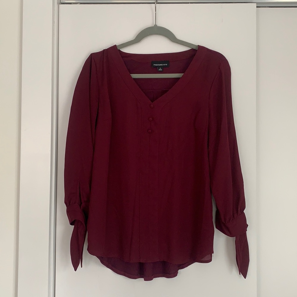 Fortune + Ivy women’s size M maroon blouse with buttons and sleeve ties